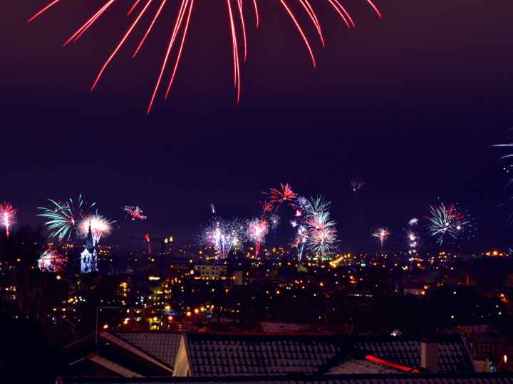 fireworks display wallpaper